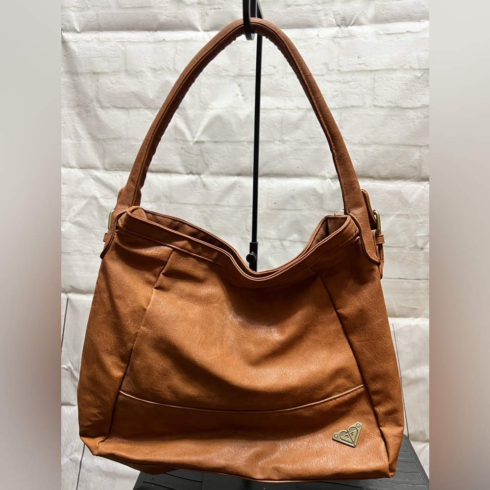 Roxy Shoulder Bag